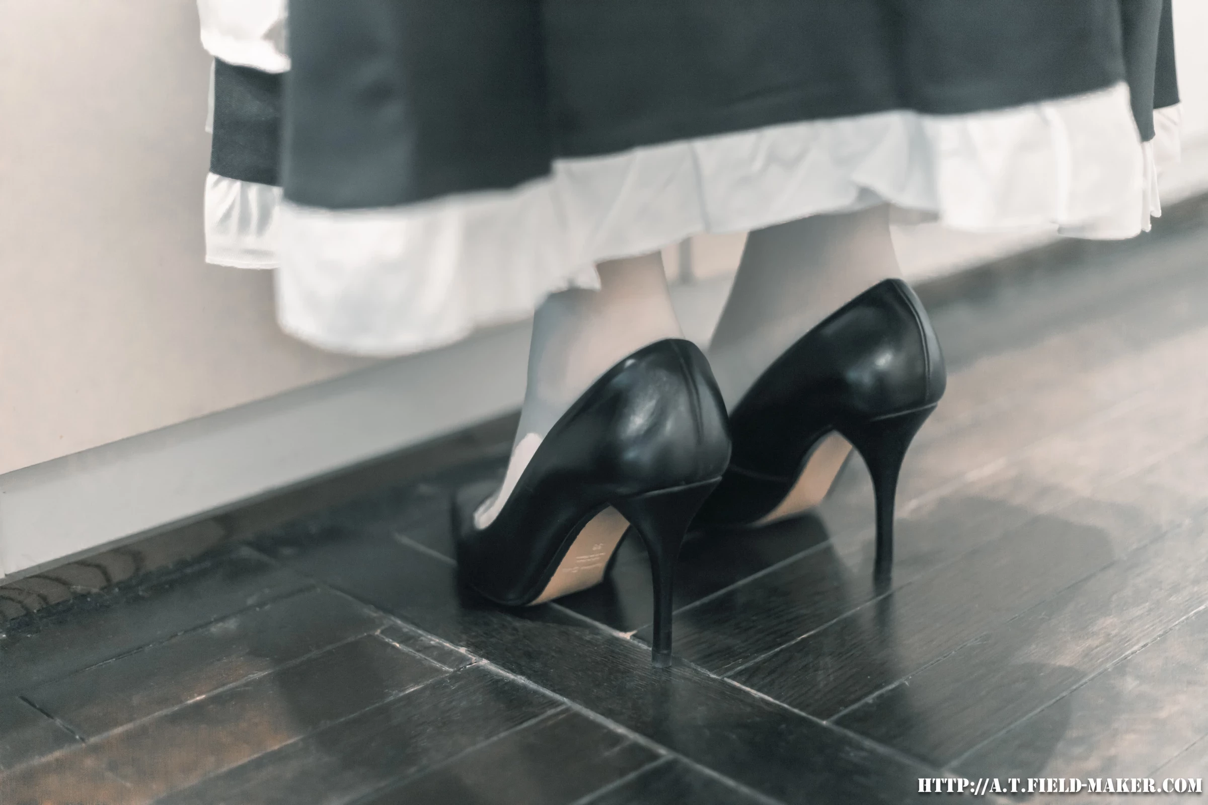 Tsubaki Vol.42 - Classical Maid [25P]